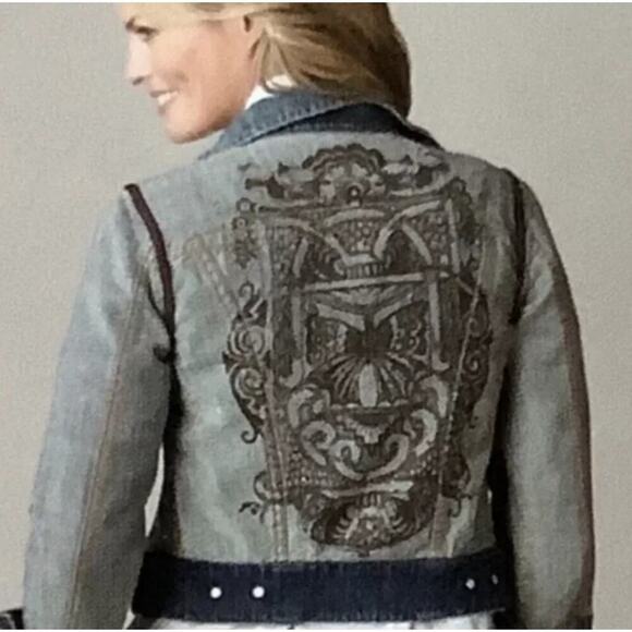 CAbi Jackets & Blazers - CAbi #906 Classic Retro Key Zipper Pull Reversible Butterfly Jean Jacket Size XS